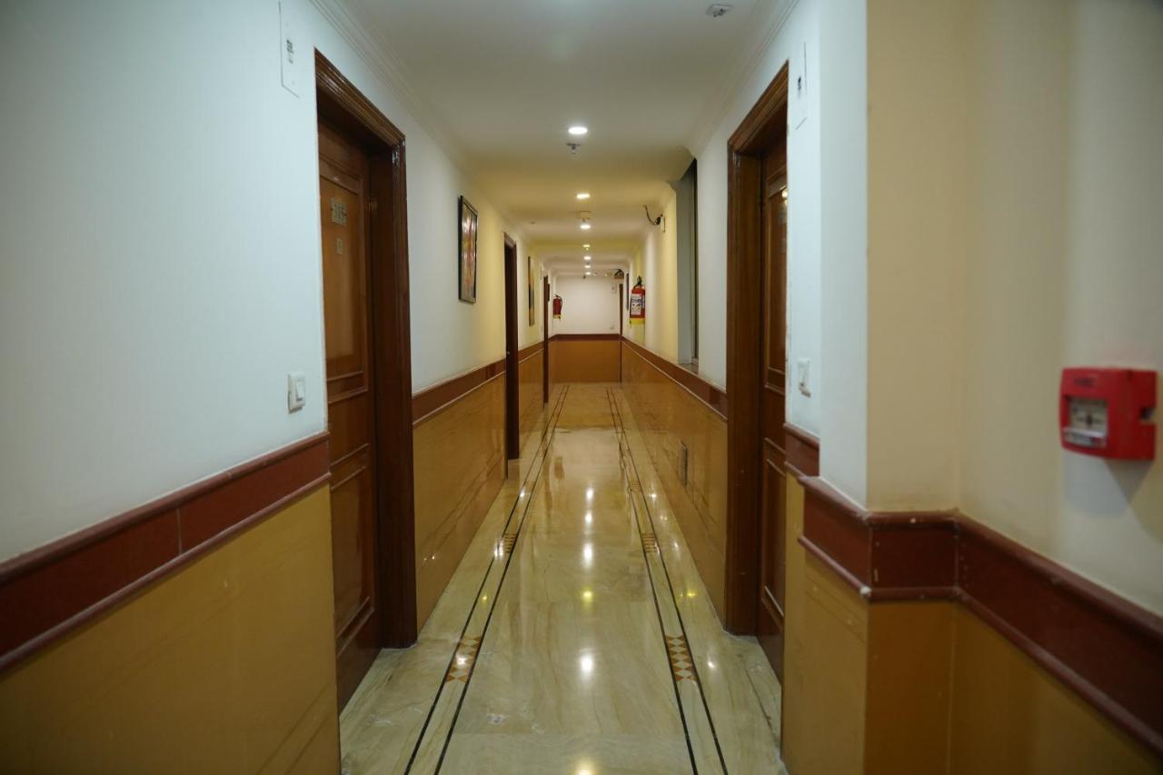 The Lohmod Hotel - Near Delhi Airport New Delhi Luaran gambar