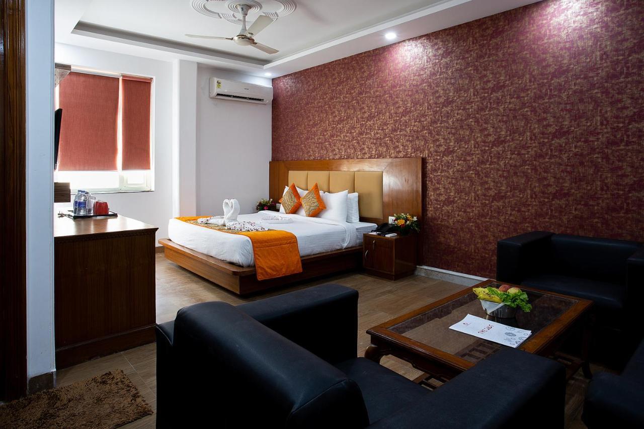 The Lohmod Hotel - Near Delhi Airport New Delhi Luaran gambar