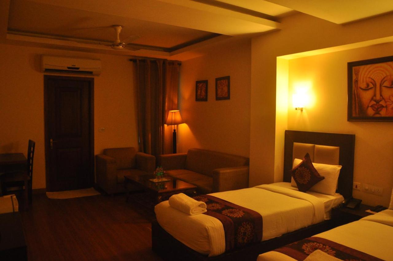 The Lohmod Hotel - Near Delhi Airport New Delhi Luaran gambar