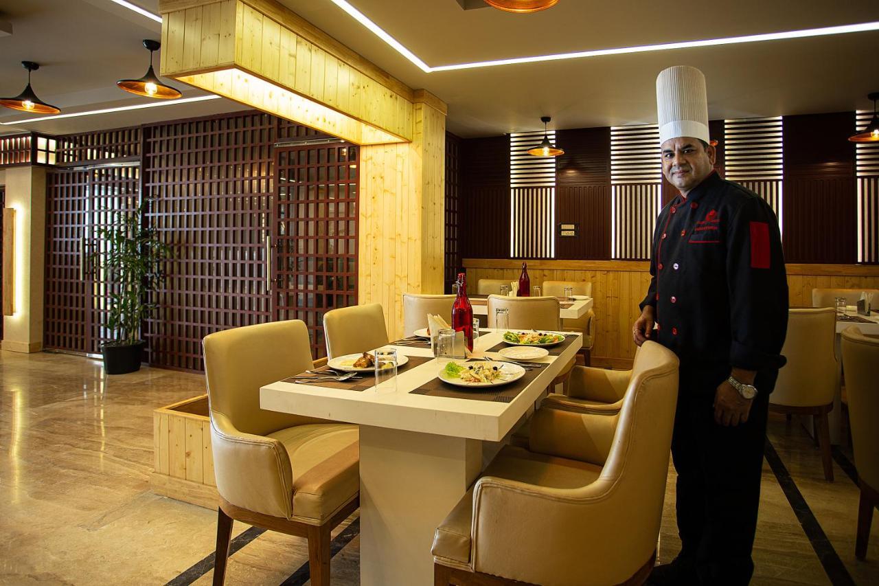 The Lohmod Hotel - Near Delhi Airport New Delhi Luaran gambar
